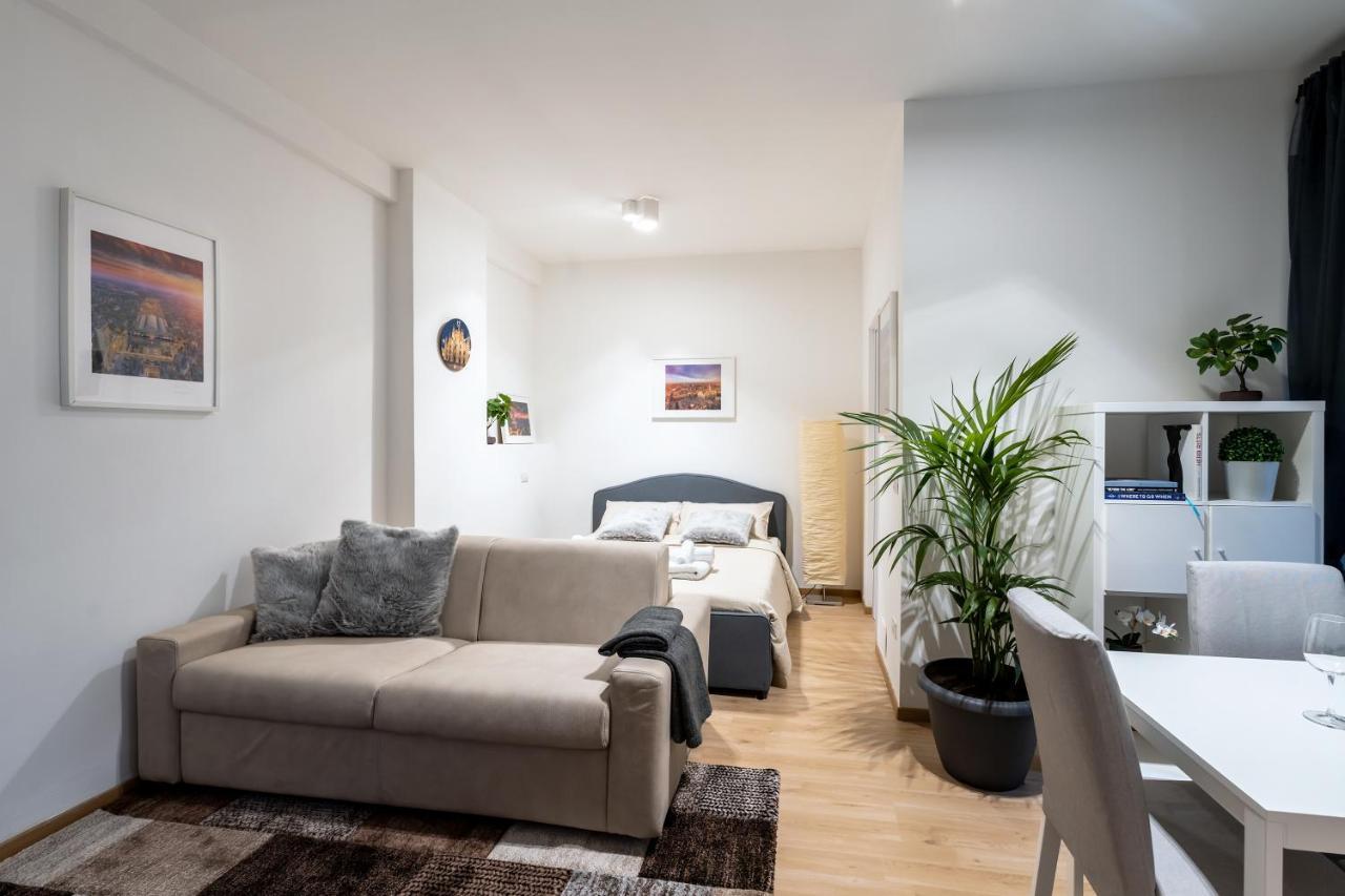 Suite 1,2 Porta Milano Centro Parking Free Экстерьер фото