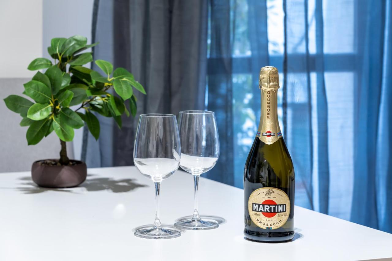 Suite 1,2 Porta Milano Centro Parking Free Экстерьер фото